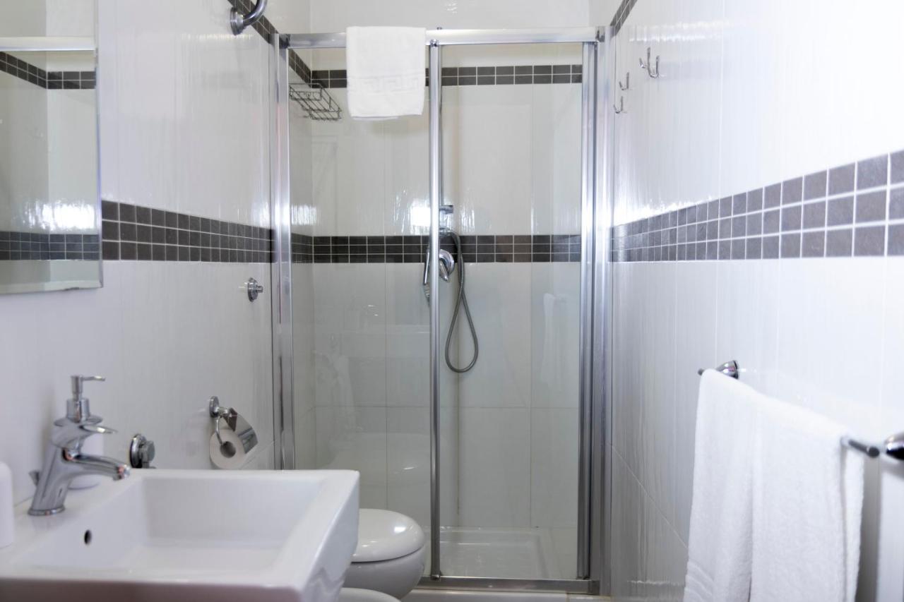 Megaride Santa Lucia Bed & Breakfast Napoli Bagian luar foto