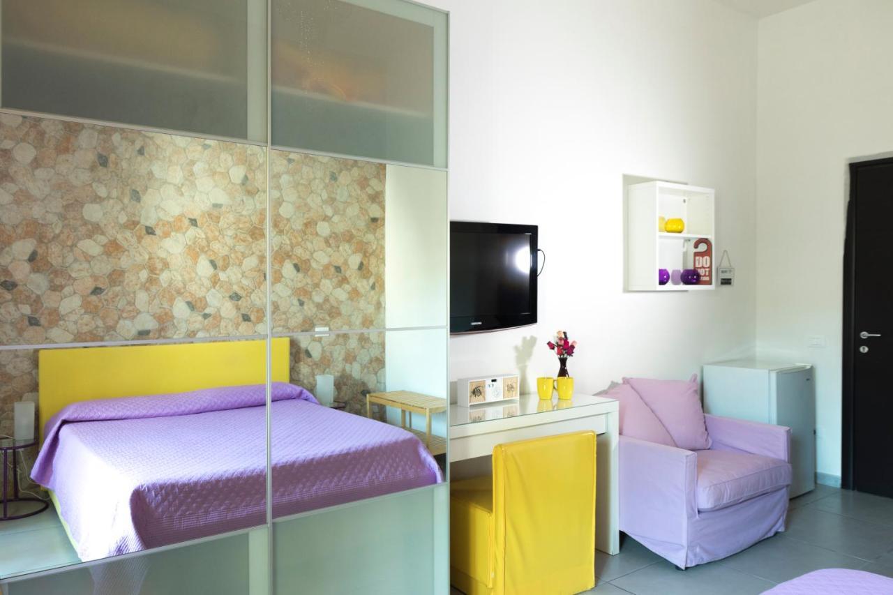 Megaride Santa Lucia Bed & Breakfast Napoli Bagian luar foto