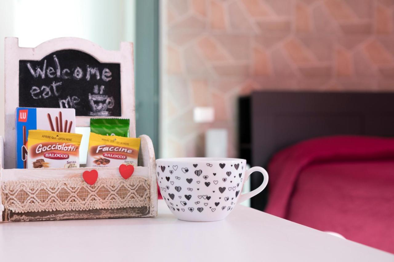 Megaride Santa Lucia Bed & Breakfast Napoli Bagian luar foto