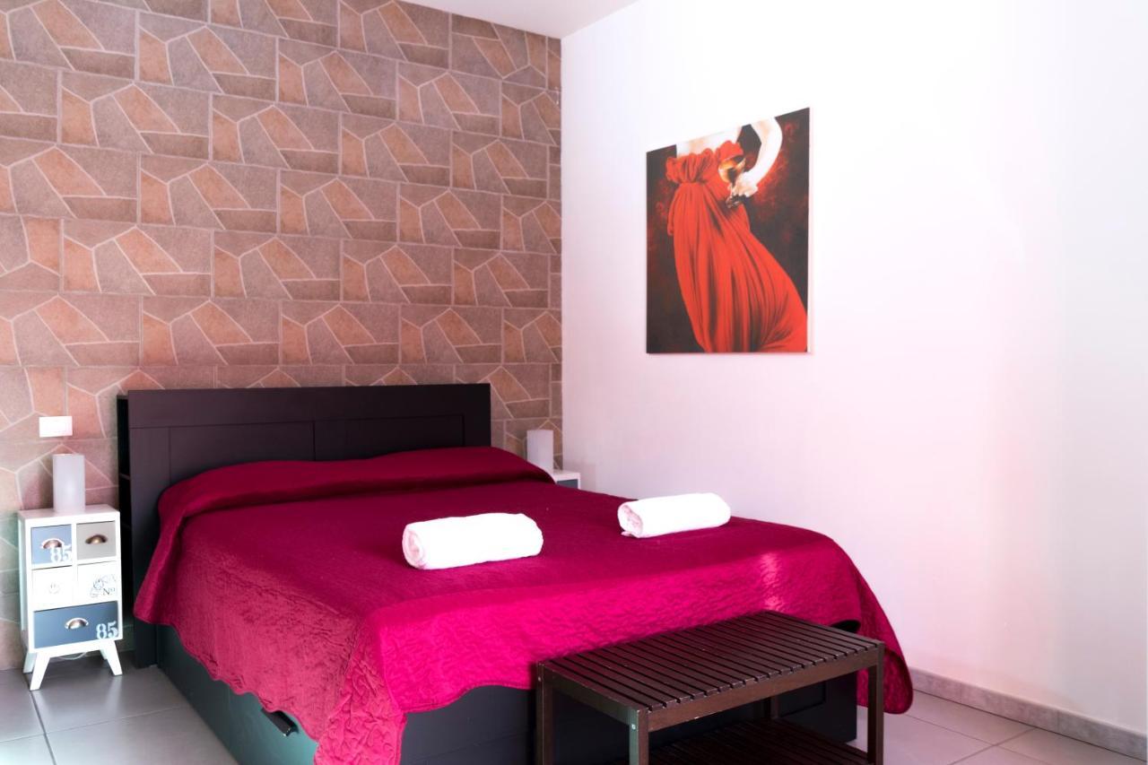 Megaride Santa Lucia Bed & Breakfast Napoli Bagian luar foto